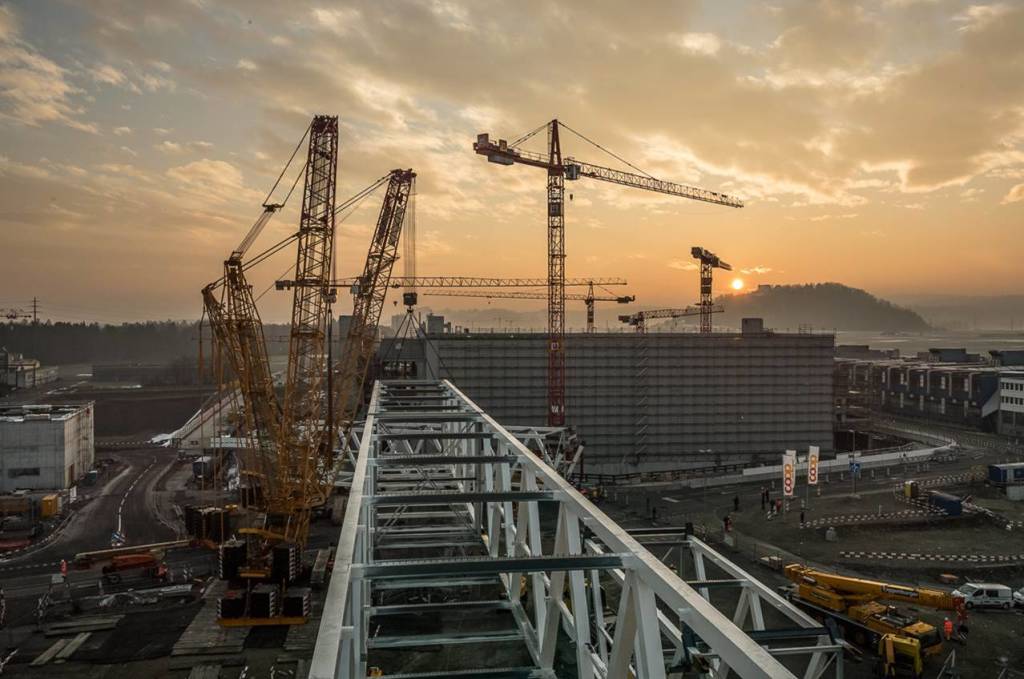 50 Jahre IE, 50 Jahre Industriebau: von der einfachen Hülle zur Raummaschine 50 Jahre IE, 50 Jahre Industriebau: von der einfachen Hülle zur Raummaschine